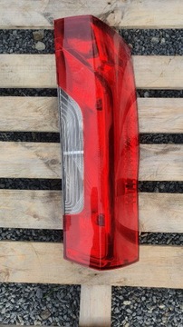 Mercedes-Benz OE 9108200100 Lampa Tylna Prawa