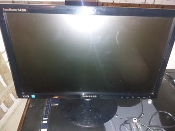 Monitor samsung 19 cali