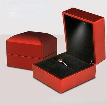 Pudełko led na pierścionek zaręczynowy Pudełko prezentowe Czerwień 