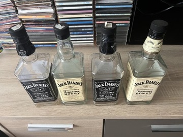 Butelki kolekcjonerskie Jack Daniels 4 sztuki