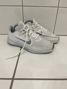 Buty Nike białe rozm. 36.5