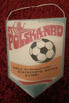 Proporczyk z meczu Polska - NRD - rok 1981