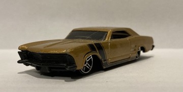 Hot Wheels 2001 Buick Riviera ’64