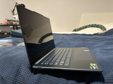 Laptop Lenovo Yoga pro 9 I 14IRP8