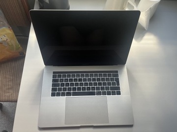 MacBook Pro 15.1 (2019)