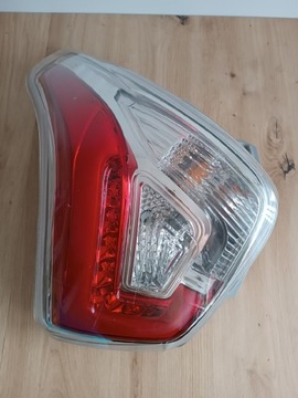 SSANGYONG TIVOLI OE 83601-35000 LAMPA TYLNA LEWA