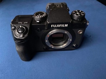 Fujifilm xh1 z gripem bateria i obiektywem gratis