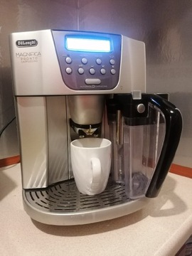 Ekspres do kawy delonghi