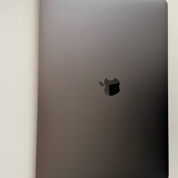 MacBook Pro 15 2019, i9 2,3GHz, 32GB, 1TB, Vega 20
