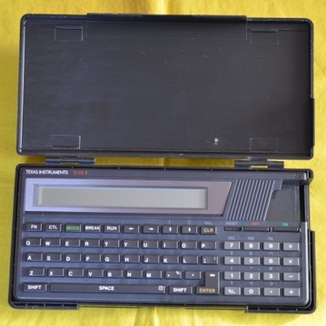 STARY KOMPUTER HANDHELD TEXAS INSTRUMENTS TI-74 S