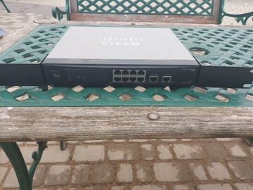 Router Cisco RV082 (2xWAN/8xLAN)