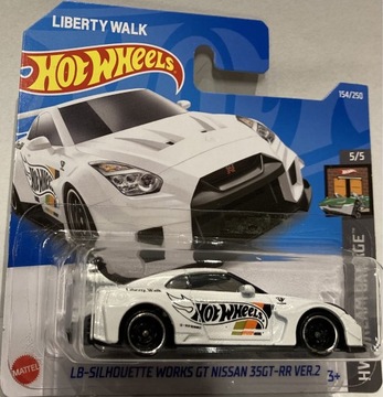 Hot wheels LWBK NISSAN 35GT-RR