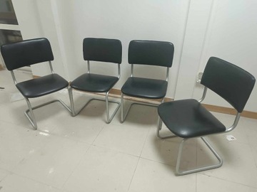 Desiagnerski zestaw krzeseł/foteli w stylu Bauhaus
