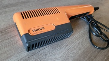 Stara sprawna suszarka do włosów philips