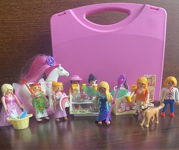 Walizka PLAYMOBIL kawiarnia, 9 lalek, koń, wróżki