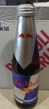 Red Bull 24x250 ml butelka szklana ważność 01.26