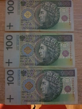 Banknoty  3 x 100 1994 seria YM/YJ/YD