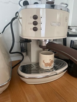 Ekspres do kawy Icona Vintage Delonghi beżowy