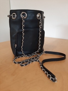 Plecak/torebka ze srebrnym łańcuchem Parfois