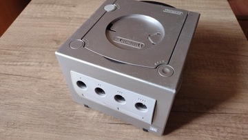 Gamecube NTSC DOL-001