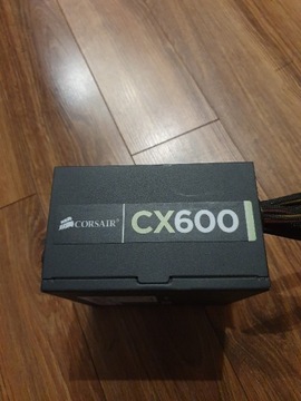 Zasilacz Corsair CX600