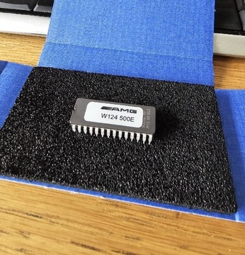 W124 500E LH Eprom Chip