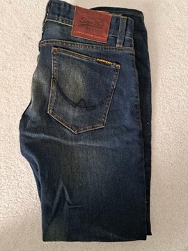 JEANSY SUPERDRY W28 L30 nowe metki