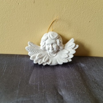 Aniołek - zawieszka z ceramiki 