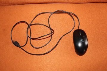 Myszka przewodowa Logitech M-UV96 sensor optyczny