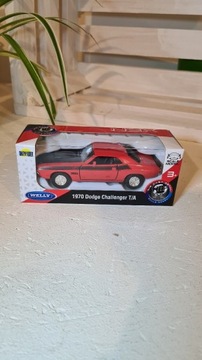 Nowy samochodzik 1970 Dodge Challenger T/A
