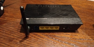 Router Asus DSL-N10E