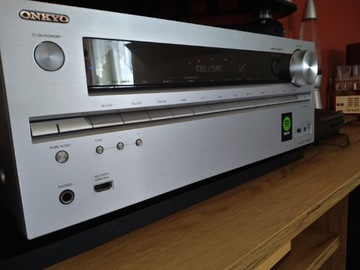 Amplituner ONKYO TX-NR 636