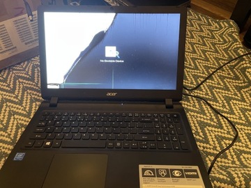 Laptop Acer Aspire ES1-533 Uszkodzony