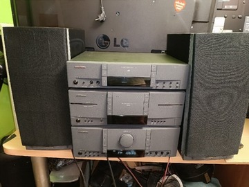 Kultowa Wieża stereo Grundig 210 CD, Amplituner