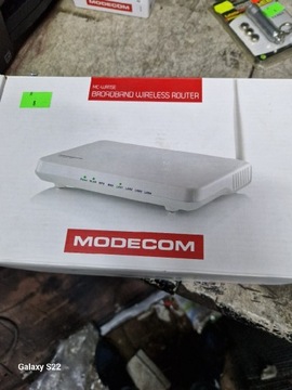 MODECOM MC-WR11SE router wi-fi