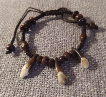 Bransoletka zęby naturalny kolor tribal amulet