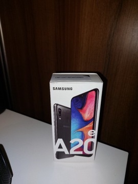 Samsung galaxy A20e (32GB)