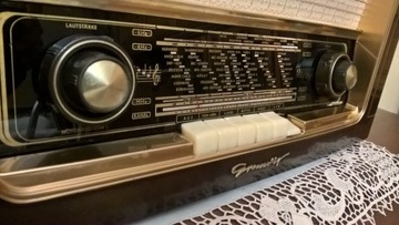 Zabytkowe radio lampowe  Grundig 2041 PW