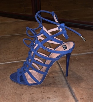 Nowe sandały Elisabetta Franchi Skóra Zamsz r38