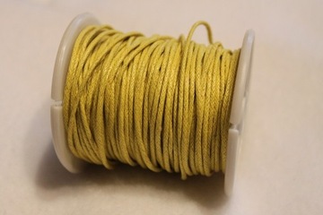 Sznurek woskowany żółty 1,5 mm- 5 m scrapbooking