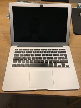 MacBook Air 13", Early 2015, 8 GB RAM, SSD 256 GB