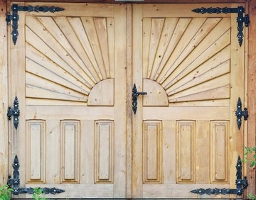 drzwi garażowe piękne drewno