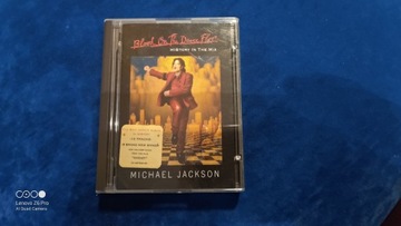 MICHAEL JACKSON – BLOOD ON THE DANCE FLOOR MD