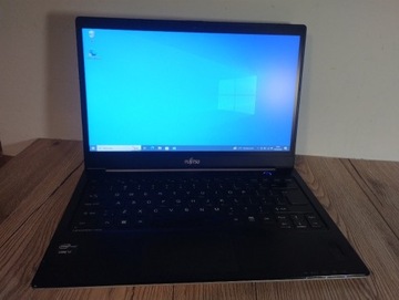 Fujitsu Lifebook U772 i7/8/120SSD