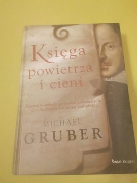 Księga powietrza i cieni Michael Gruber