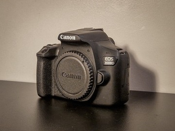 Canon EOS2000D  body