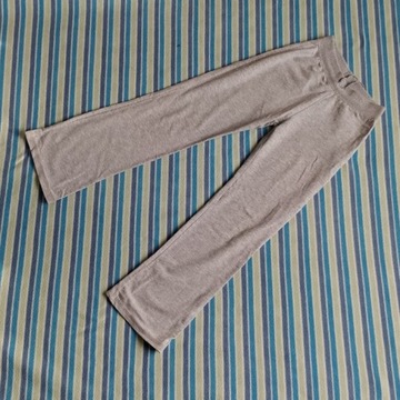 Spodnie dresowe Y.d, rozmiar 140 cm (9 – 10 lat).