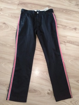 spodnie Pull&Bear Slim Straight 5679.902.800 r. 40