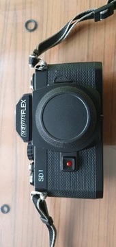 Aparat fotograficzny analogowy na kliszę Rewueflex