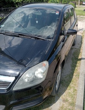 Cały na części Opel Zafira B 1.9cdti 100km2006r